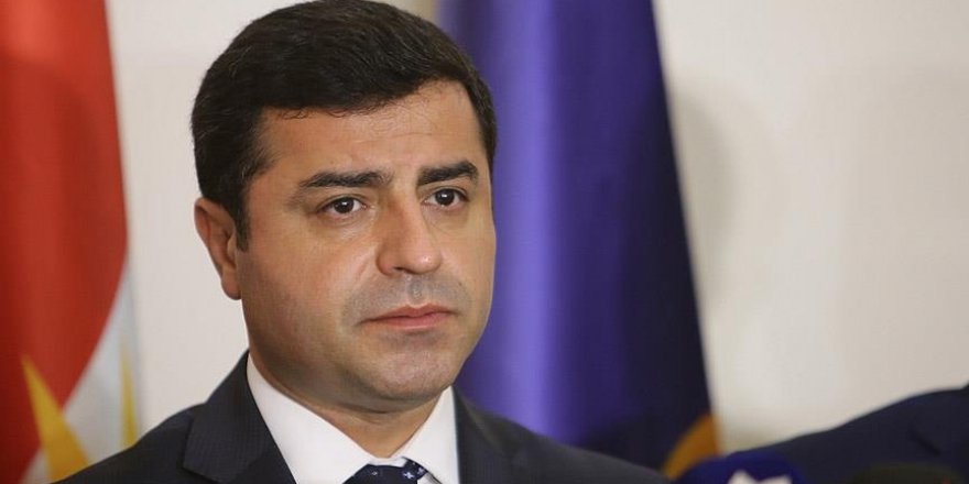 Demirtaş'ın hakaretten yargılanmasına başlandı