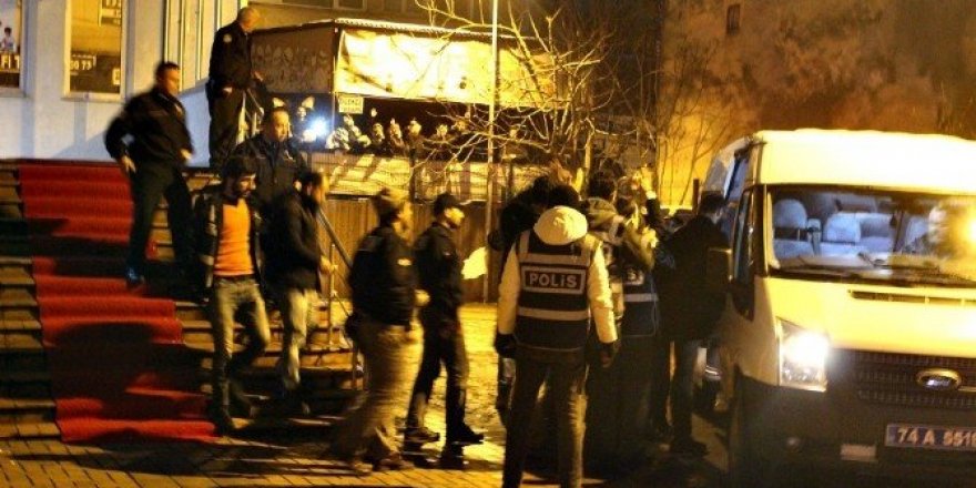 Bartın’da FETÖ operasyonunda 7 kişi tutuklandı