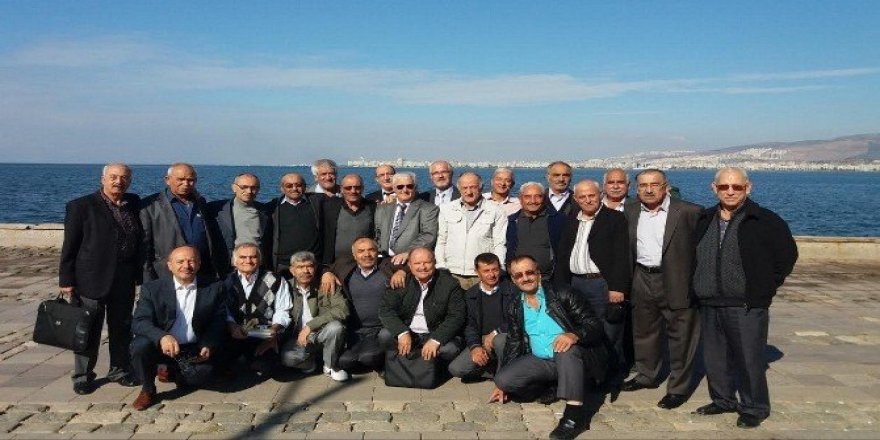 Asker arkadaşları 42 yıl sonra İzmir’de buluştu