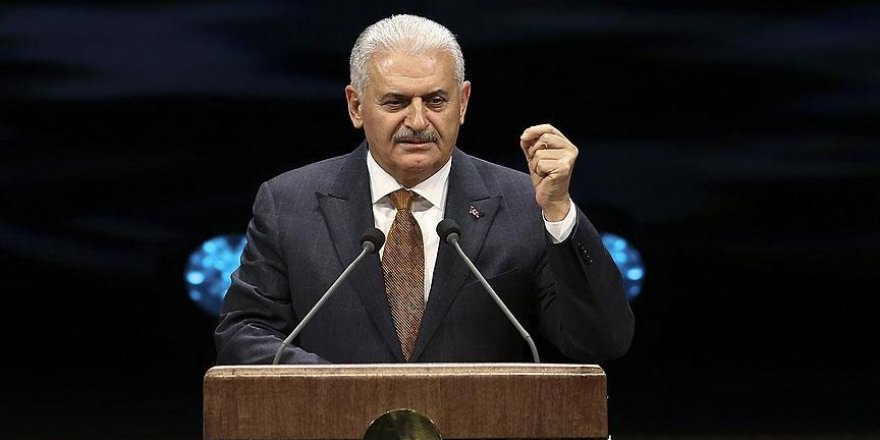 "İhanet odaklarının yaptıklarına zerre kadar itibar etmiyoruz"