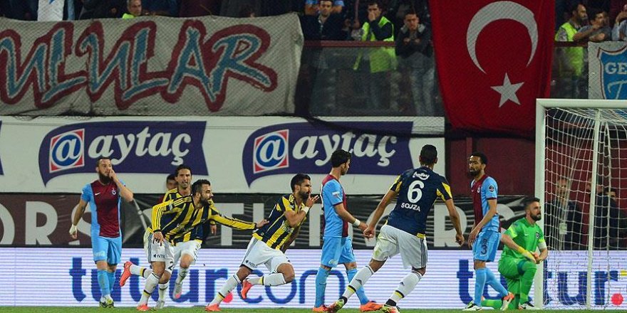 Hüseyin Avni Aker Stadı'nda tarihi maç