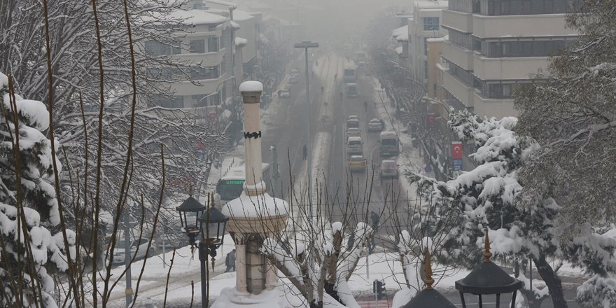 Konya'da son 14 yılın en yoğun kar yağışı