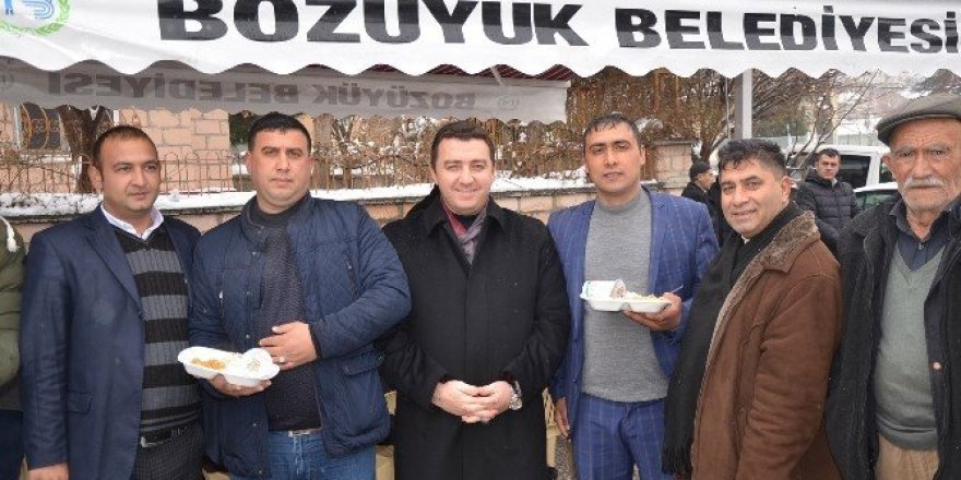 Tekke Mahalleliler Derneği tarafından şehitler için mevlit okutuldu
