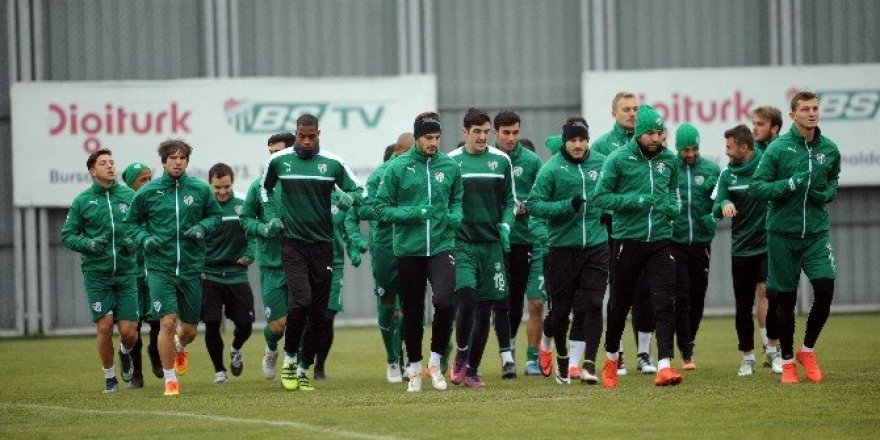 Bursaspor’da Gençlerbirliği hazırlıkları başladı