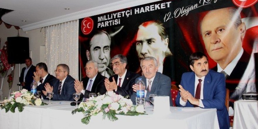 MHP İskenderun’da Başkan Bozkurt güven tazeledi