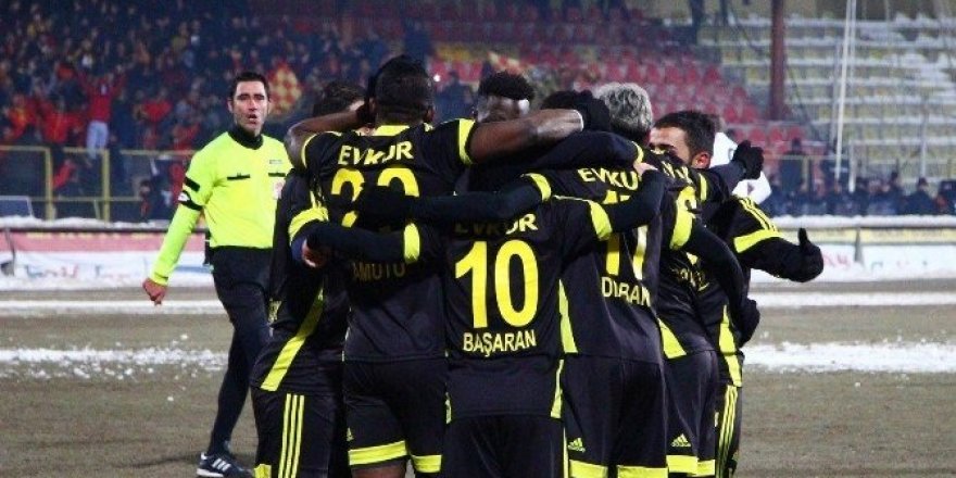 Evkur Yeni Malatyaspor, ilk yarıyı ikinci sırada tamamladı