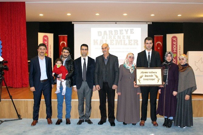 Şehitleri anma gecesi düzenlendi