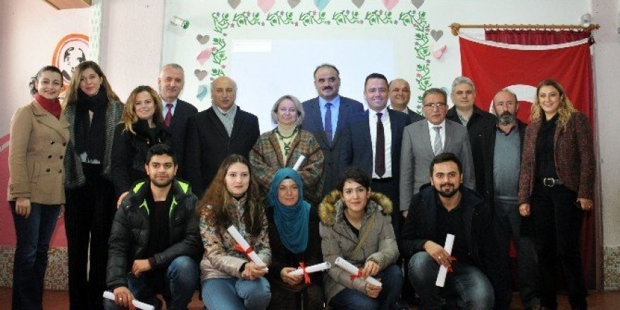 NEÜ’lü gençler miniklerin hayallerini gerçekleştirdiler