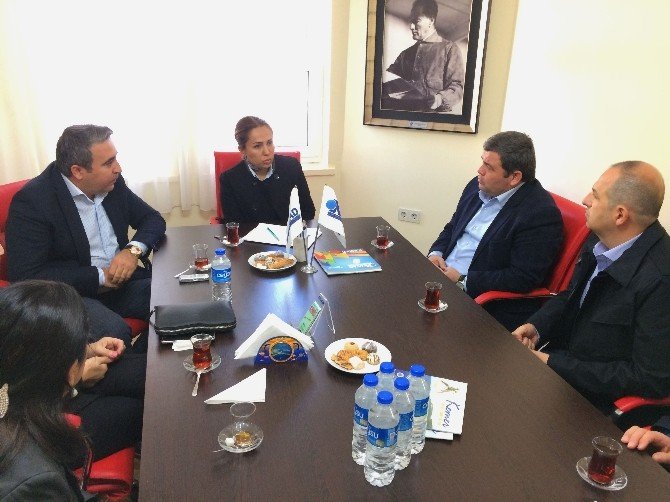Milletvekili Enç, Kemerli İş Adamları ile bir araya geldi