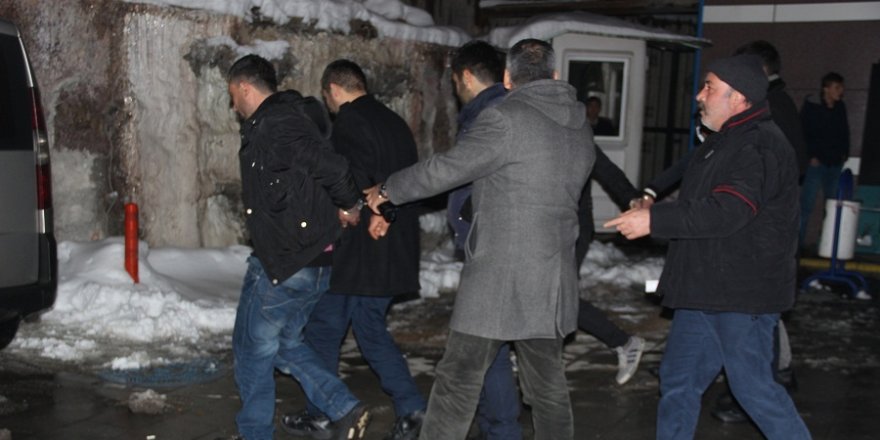 Konya’da çalıntı otomobille gasp olayında 4 gözaltı