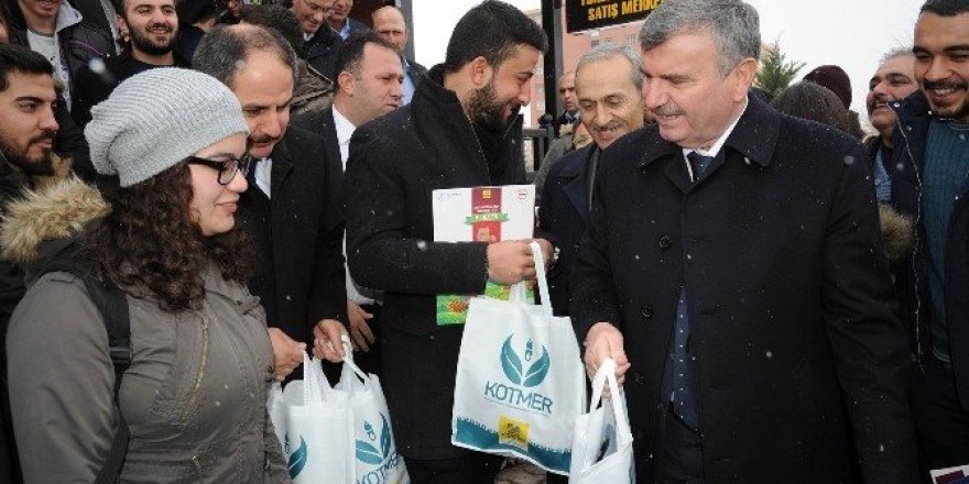 Konya’da, Yöresel Ürünler Satış Merkezi açıldı