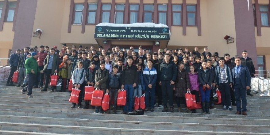 Yüksekovalı öğrenciler ödüllendirildi
