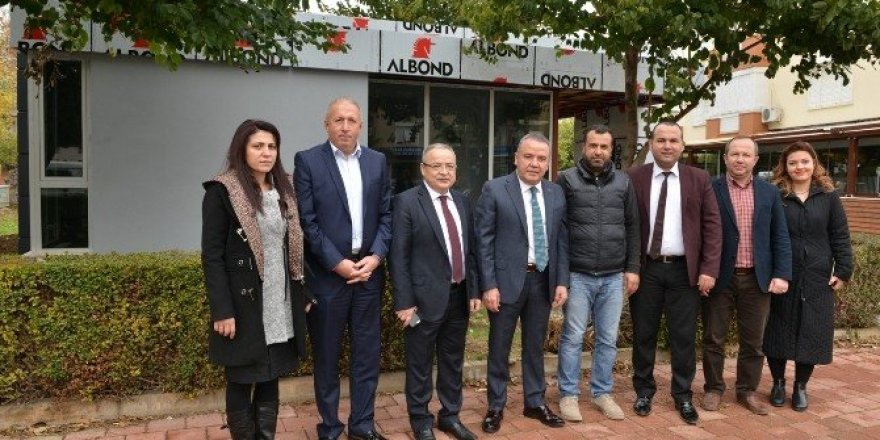 Başkan Böcek: “Muhtar evleri 10 güne hazır”