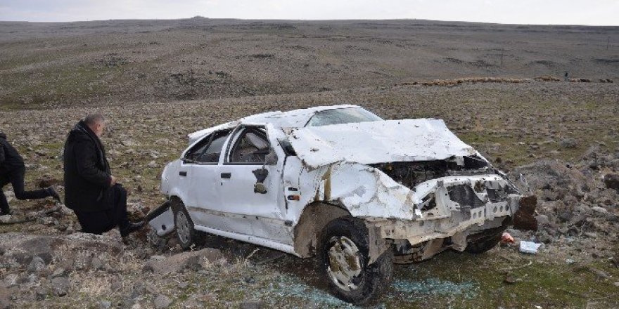 Siverek’te trafik kazası: 1’i çocuk 3 yaralı