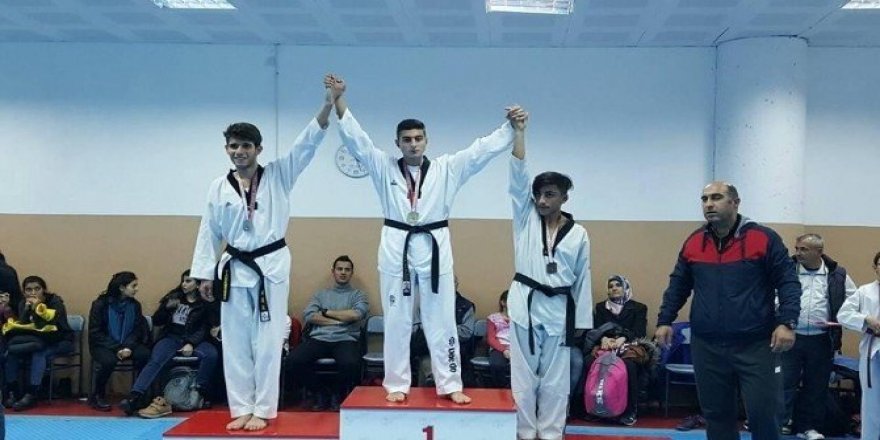 Kuşadası Belediyespor tekvando’da 7 madalya kazandı