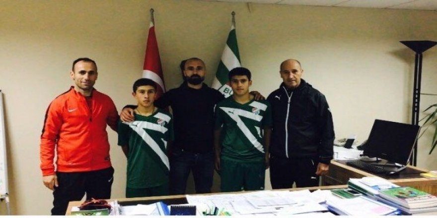 Tatvan’dan iki sporcu Bursaspor’un alt yapısına transfer oldu