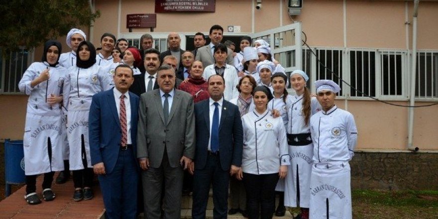 HRÜ aşçıları dönem sonunda hünerlerini sergilediler