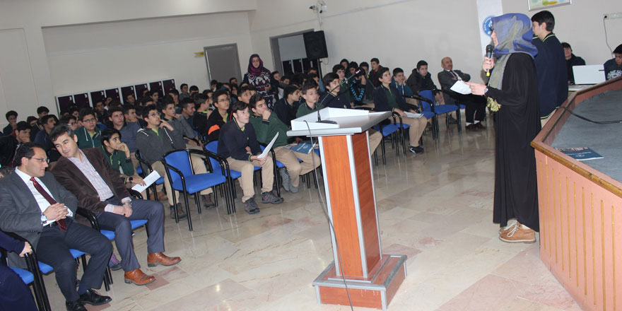 Özel Enderun Liselerinde Mehmet Akif Ersoy minnetle anıldı