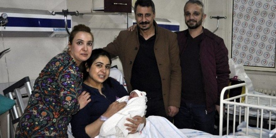 Batman’da yılın ilk bebeği Melek oldu