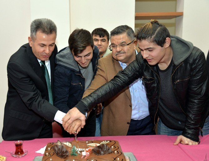 Vali Elban’dan yeni yıl ziyaretleri