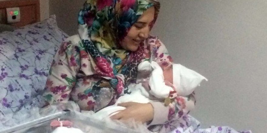 Ankara’da 2017’nin ilk bebeği ’Hatice Zümra’ oldu
