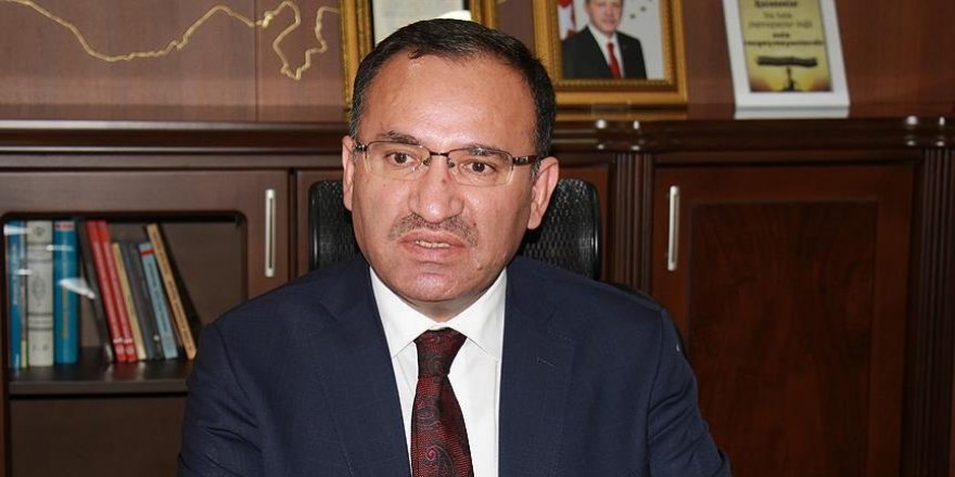 Bakan Bozdağ'dan sosyal medya uyarısı