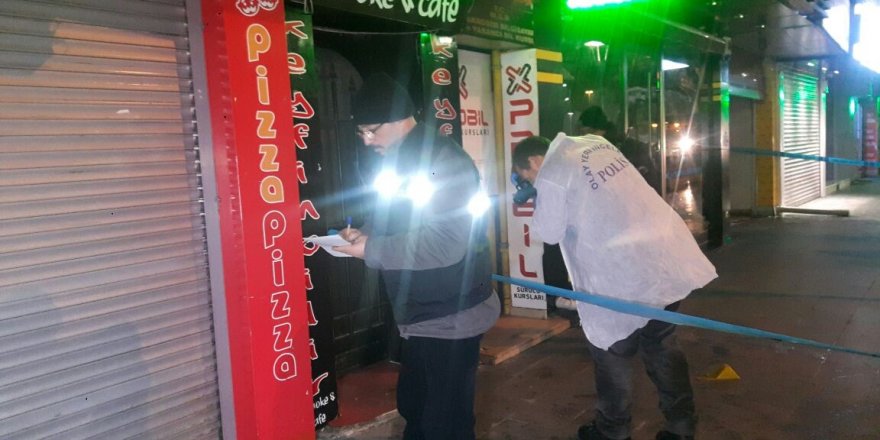 Kafede silahlı bıçaklı kavga: 2 yaralı