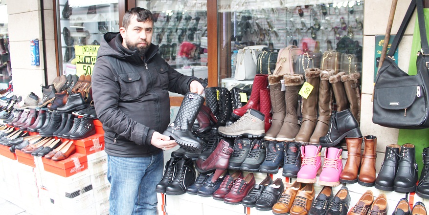 Bot satışları esnafın yüzünü güldürüyor