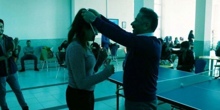 İletişim Fakültesinin tenis turnuvasında kupa sahibini buldu