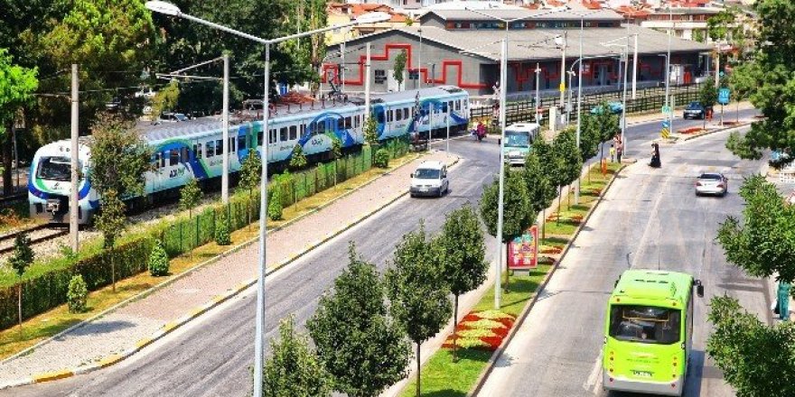 Yeşil alanlarıyla büyüyen şehir Sakarya
