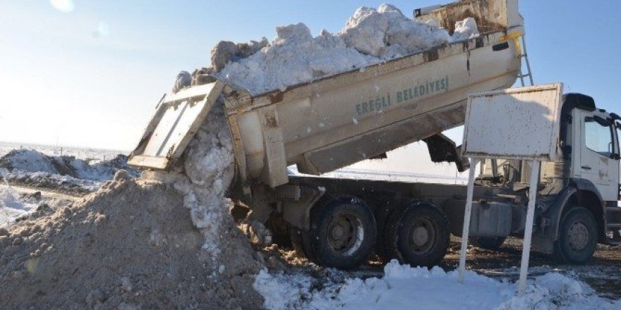 Kar suları Akgöl’ü canlandıracak