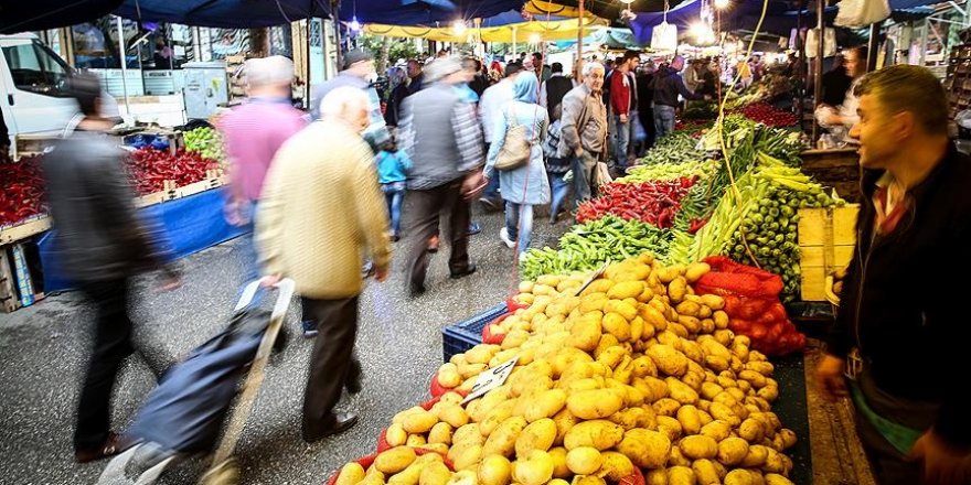 Meyve ve sebze 'güldürdü' buğday ve fındık 'üzdü'