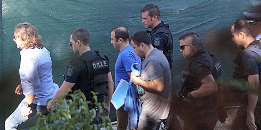 "Suikast timi" ile Yunanistan'a kaçan FETÖ'cü teröristlerin irtibatları tespit edildi