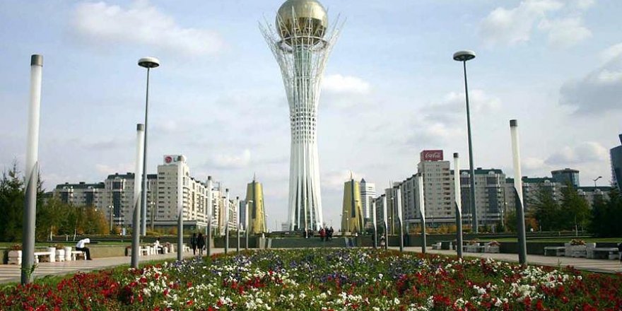 Kazakistan'dan Türk vatandaşlarına seyahat kolaylığı