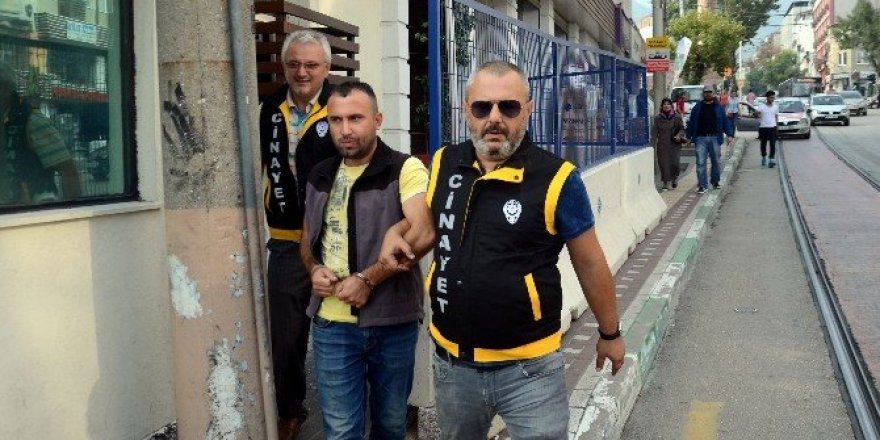 Bıçakladığı genci öldüren sanık hakim karşısında