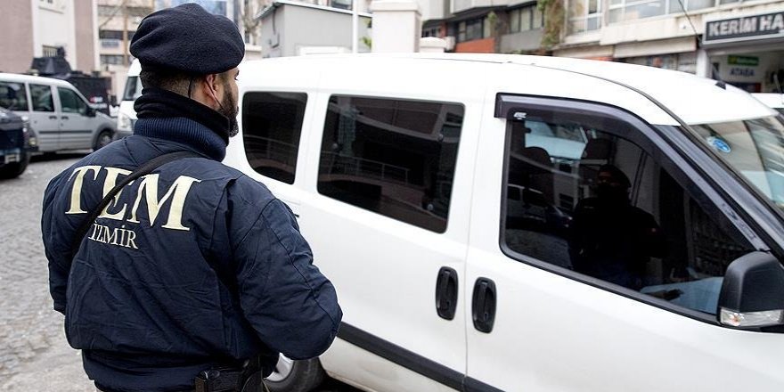 İzmir'de saldırının ardından gözaltına alınan 2 kişi serbest bırakıldı