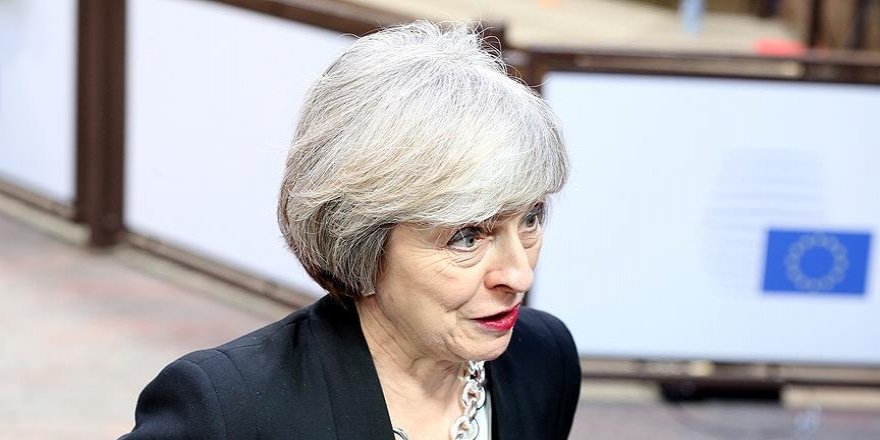 İngiltere Başbakanı May Trump ile görüşecek