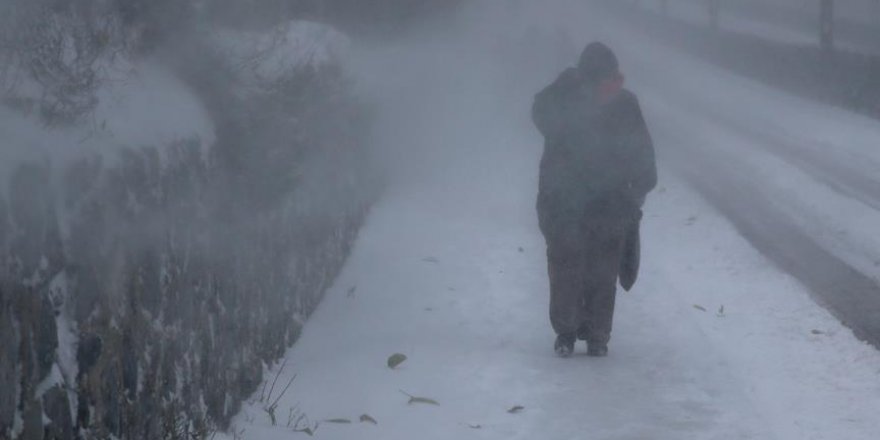 İstanbul'da kar kalınlığı 40 santimetreye ulaştı
