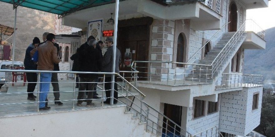 Haluk Alıcık, mahalle ziyaretlerini sürdürüyor