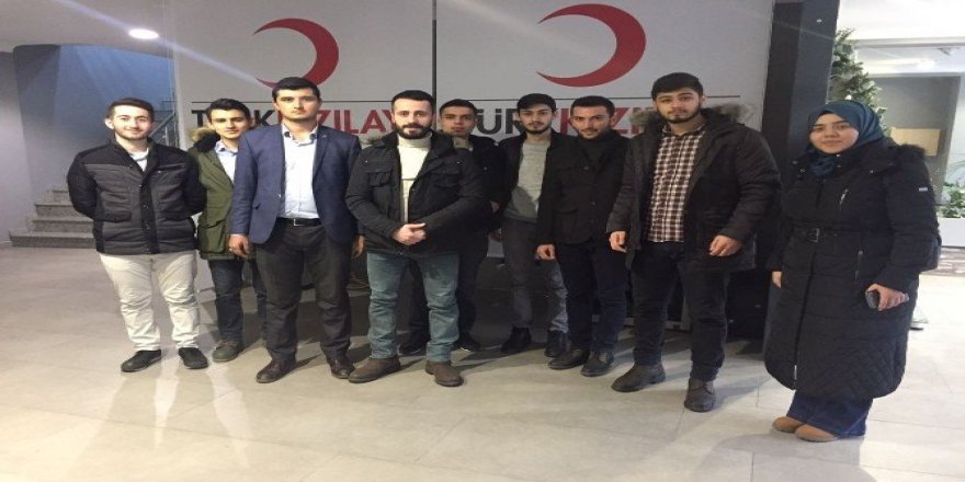 Ak gençlerden kan bağışına destek
