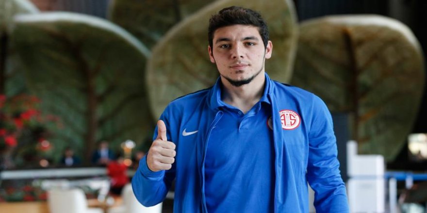 'Benim değil, Fethi abinin heykeli dikilmeli'