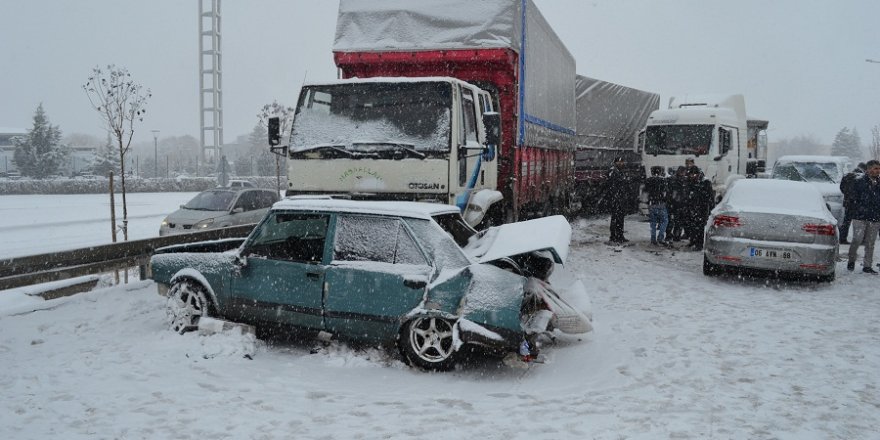 Aksaray-Konya karayolunda kaza: 6 yaralı