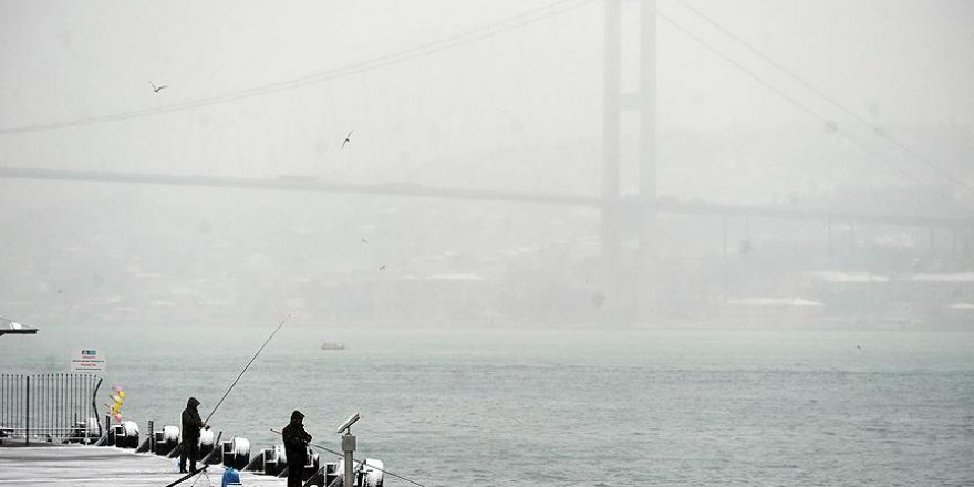 İstanbul Boğazı çift yönlü gemi geçişlerine kapatıldı