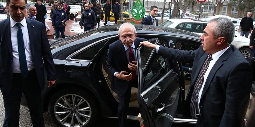 Kılıçdaroğlu, Kahraman'ı hastanede ziyaret etti