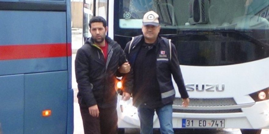 Hatay’da FETÖ/PDY’den 3 kişi tutuklandı