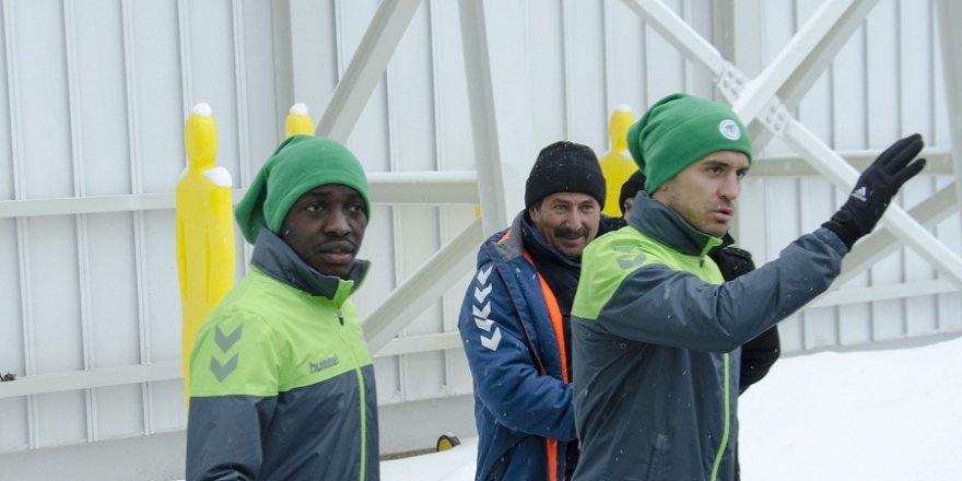 Fofana, Konyaspor ile ilk antrenmanına çıktı