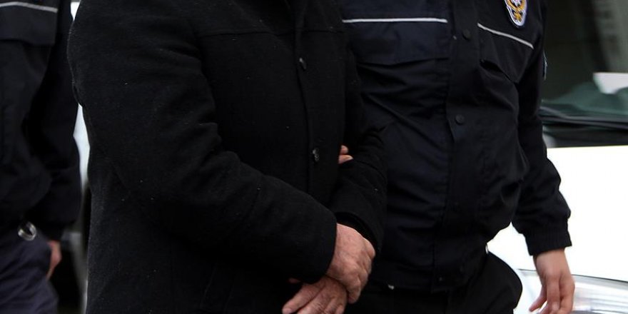 Sahtecilikle aldıkları işsizlik maaşını FETÖ'ye aktarmışlar