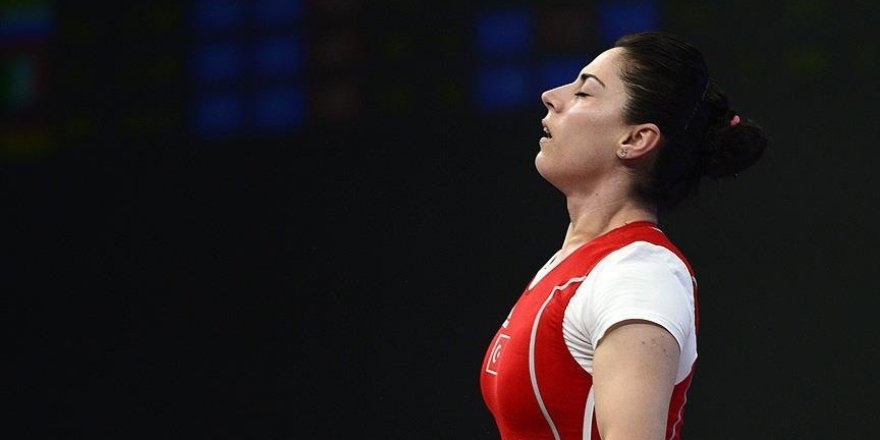 IOC, Sibel Şimşek'i diskalifiye etti