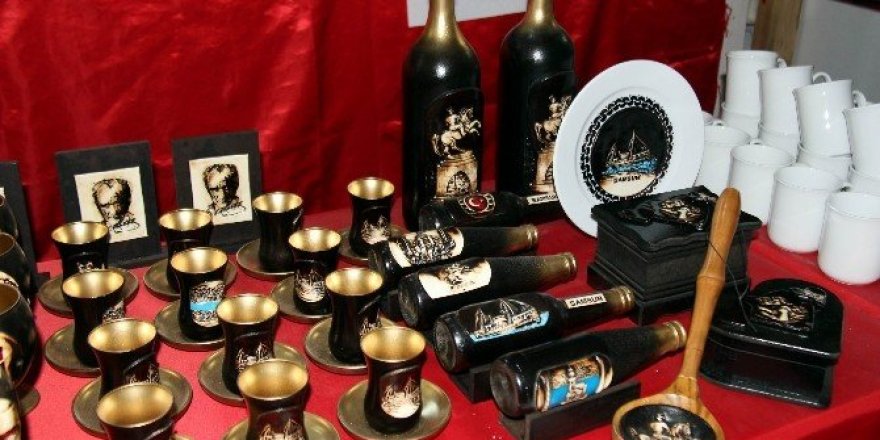 Atık şişeden sanat eserine
