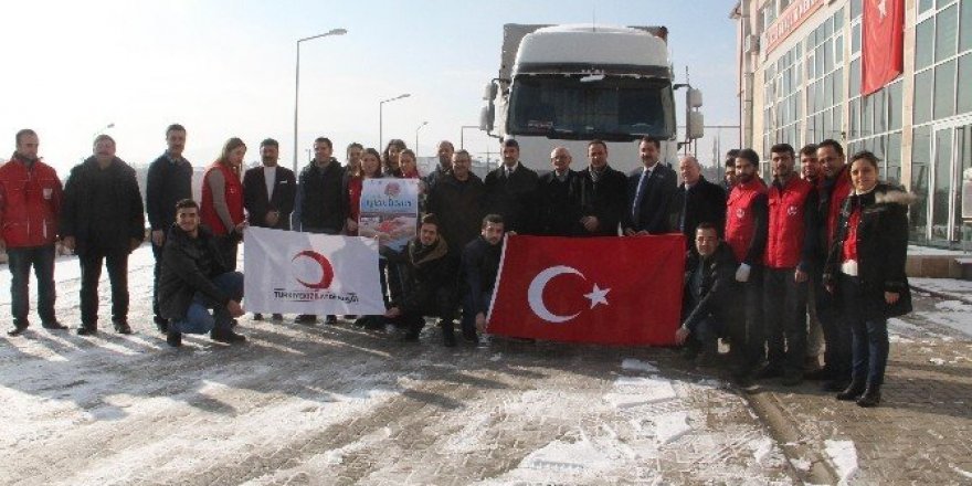 Elazığ’dan Halep’e 2 tır yardım